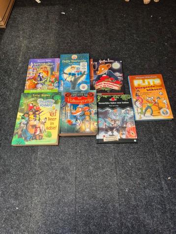 diverse leesboeken Paul van loon, geronimo stilton, flits  beschikbaar voor biedingen