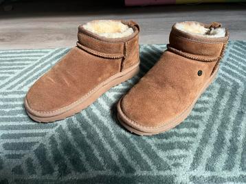 Warmbat boots (maat 38) beschikbaar voor biedingen