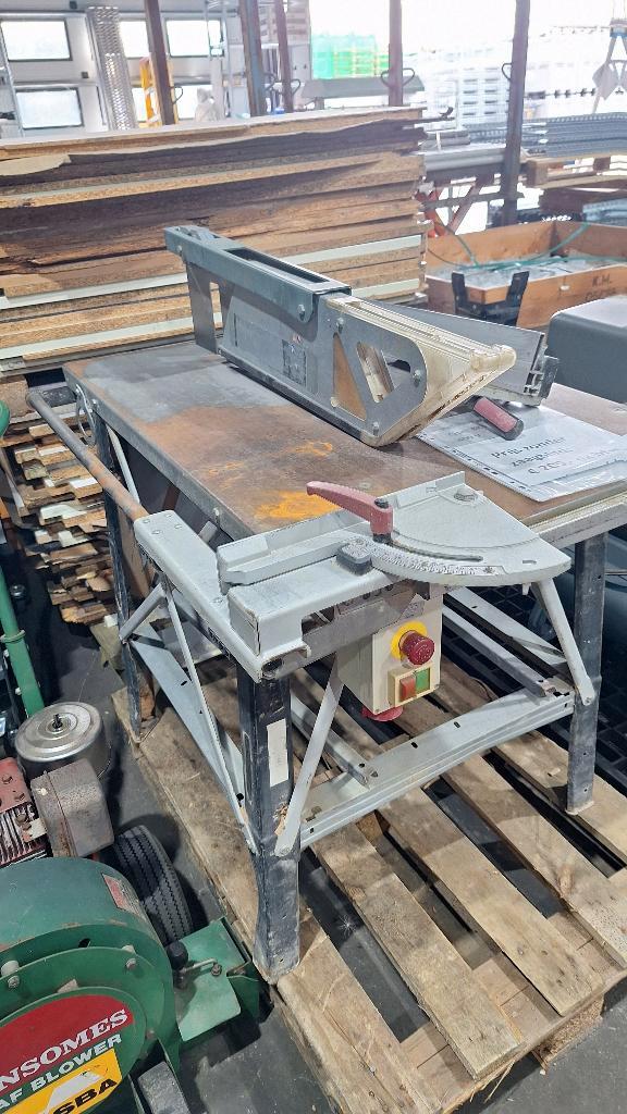 Metabo BKS 450 Plus Zaagtafel zaagmachine cirkelzaag, Doe-het-zelf en Verbouw, Gereedschap | Zaagmachines, Gebruikt, Cirkelzaag