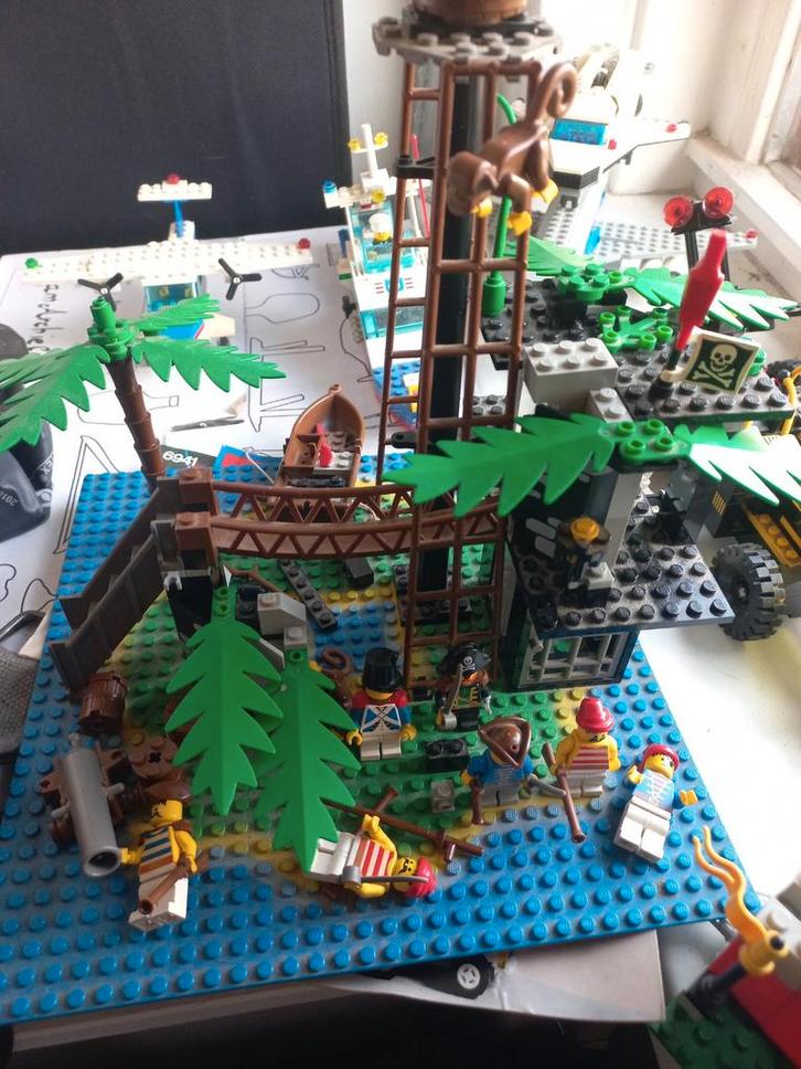 Lego Pirates 6270 Forbidden Island, Kinderen en Baby's, Speelgoed | Duplo en Lego, Gebruikt, Lego, Complete set, Verzenden