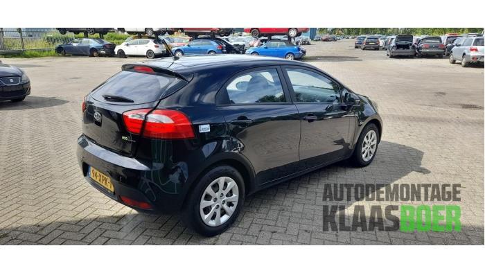 Achterbumper van een Kia Rio, Auto-onderdelen, Ophalen of Verzenden, Bumper, 12 maanden garantie, Gebruikt