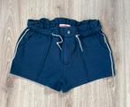 Vingino kort zomerbroekje maat 10 (140), Broek, Meisje, Ophalen of Verzenden, Zo goed als nieuw