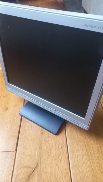 NEC AccuSync 15" LCD Monitor - VGA aansluiting beschikbaar voor biedingen