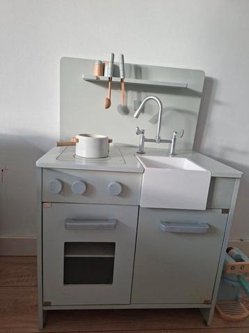 Kitchen Petit Amelie beschikbaar voor biedingen