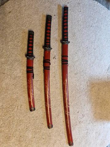 Decoratieve Katana Set - 3 Delig beschikbaar voor biedingen