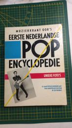 Eerste Nederlandse Pop encyclopedie, Boeken, Muziek, Gelezen, Ophalen of Verzenden