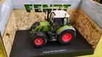Fendt 724 Universal hobbies, Hobby en Vrije tijd, Modelauto's | 1:32, Zo goed als nieuw, Uh, Universal Hobbies, Tractor of Landbouw