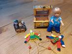 Miniatuur dekenkist speelgoed en poppetje 1:12, Ophalen of Verzenden, Zo goed als nieuw, Poppenhuis