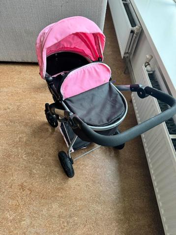 Leuke Poppenwagen beschikbaar voor biedingen