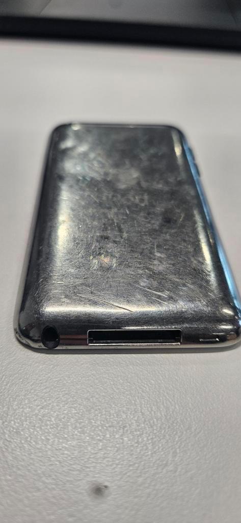 iPod Touch 4 (32GB) - Voor Onderdelen, Audio, Tv en Foto, Mp3-spelers | Apple iPod, Niet werkend, Touch, 20 tot 40 GB, Zilver