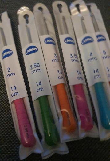 Haaknaalden Soft grip 2mm t/m 5mm beschikbaar voor biedingen