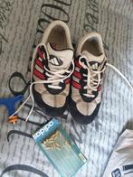 Adidas spikes 25 cm maat 39 of kleine 40, Ophalen, Gebruikt, Spikes, Adidas