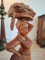 Houtsnijwerk vrouw, Antiek en Kunst, Kunst | Beelden en Houtsnijwerken, Ophalen of Verzenden