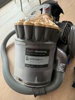Dyson stofzuiger voor huisdieren, Witgoed en Apparatuur, Ophalen, Gebruikt, Stofzuiger, Reservoir