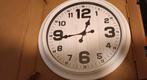 Mooie wandklok, Ophalen, Zo goed als nieuw, Analoog, Wandklok