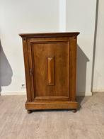 Kastje, Huis en Inrichting, Slaapkamer | Nachtkastjes, Ophalen, Zo goed als nieuw, 65 cm of meer, 70 cm of meer