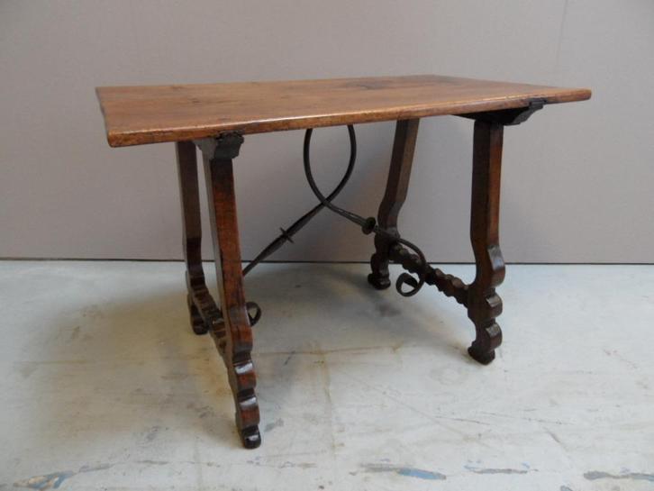 antieke spaanse tafel, Antiek en Kunst, Antiek | Meubels | Tafels, Ophalen