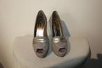 Just Cavalli grijze retro look pumps klosjes aparte hak 36, Pumps, Verzenden, Zo goed als nieuw, Cavalli