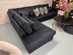 ACTIE - Luxe Velvet Hoekbank Costa 250x310cm Zwart - NIEUW, Oosterbaan, Info@oosterbaanwonen.nl, Nieuw, Venus 31 8448 CE Heerenveen