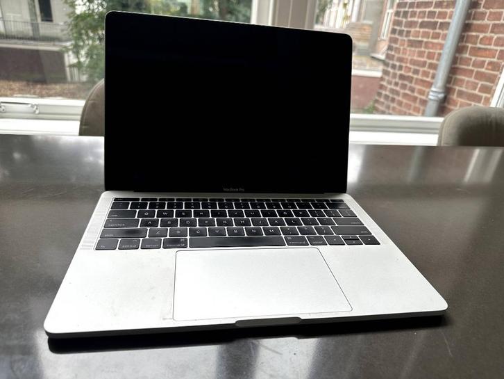 Macbook Pro 2016, Computers en Software, Apple Macbooks, Gebruikt, MacBook Pro, 13 inch, 2 tot 3 Ghz, 256 GB, 8 GB, Qwerty, Ophalen of Verzenden