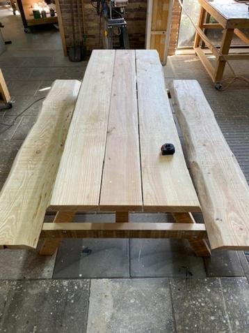 picknicktafel douglashout klein beschikbaar voor biedingen