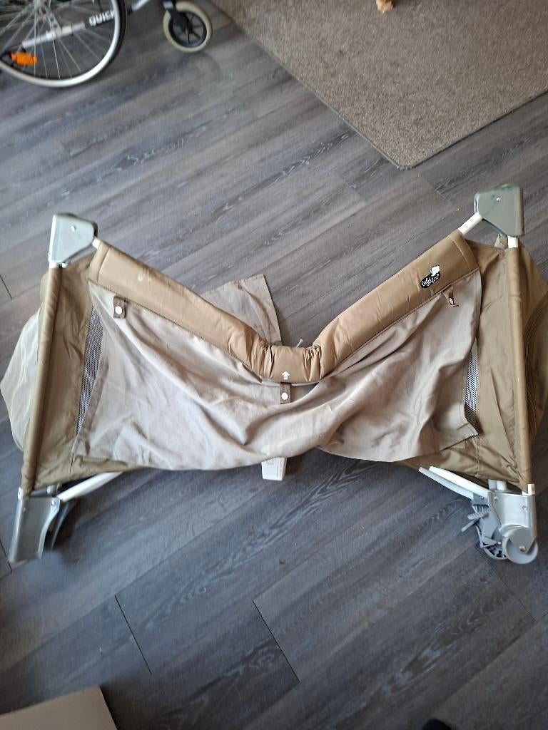 vakantie bedje, Ophalen, Zo goed als nieuw, Reisbedje