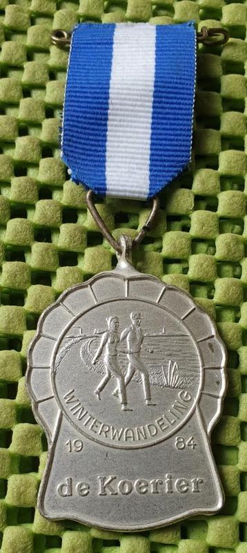 Medaille :  Winterwandeling "De Koerier ( Ollandse) Son 1984