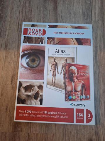 Atlas en DVD's Het menselijk lichaam beschikbaar voor biedingen