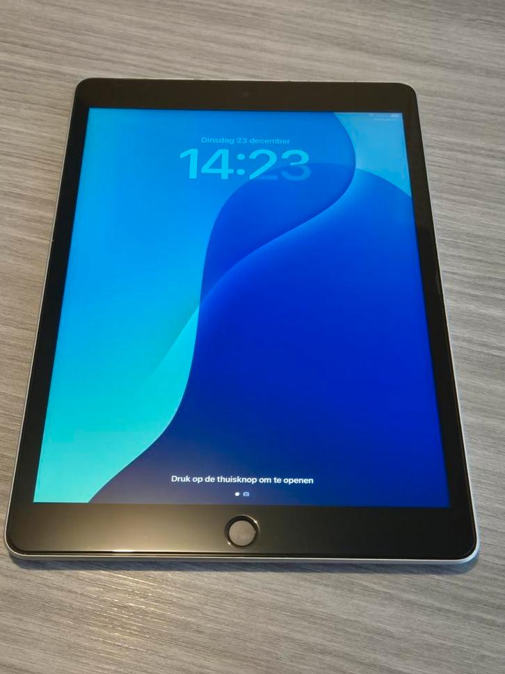 Ipad 9e generatie 2021 ZGAN 🔋Batterij Capaciteit 99%, Computers en Software, Apple iPads, Zo goed als nieuw, Apple iPad, Wi-Fi