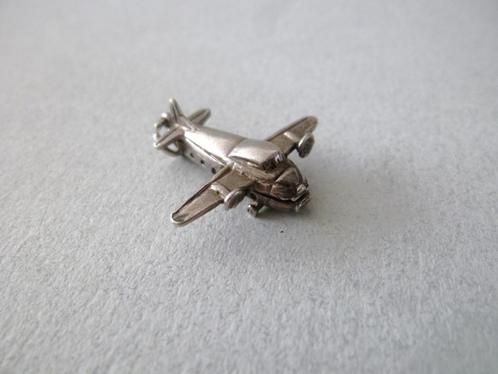 Oude bedel zilver jaren 60 autovracht Vliegtuig opent auto's, Sieraden, Tassen en Uiterlijk, Antieke sieraden, Hanger, Zilver