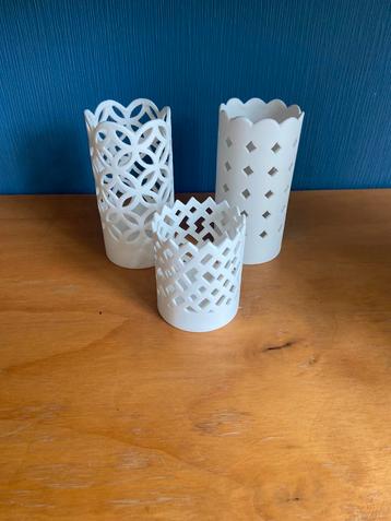 Drie unieke windlichten van poselein van Pol’s potten beschikbaar voor biedingen