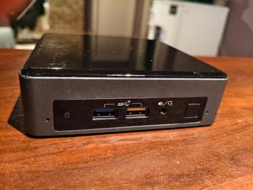 Nuc8 Dubbele Systeem (macOS + Windows 11) i5 8gb 512gb SSD beschikbaar voor biedingen
