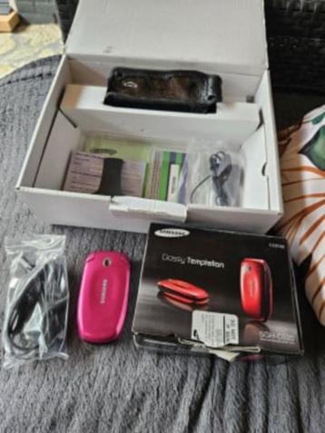 Mooi vintage prepaid klaptelefoon Samsung C520 - Roze... beschikbaar voor biedingen