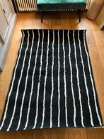 Vloerkleed zwart/wit GRATIS 133x195, Ophalen, Gebruikt, 100 tot 150 cm, Wit