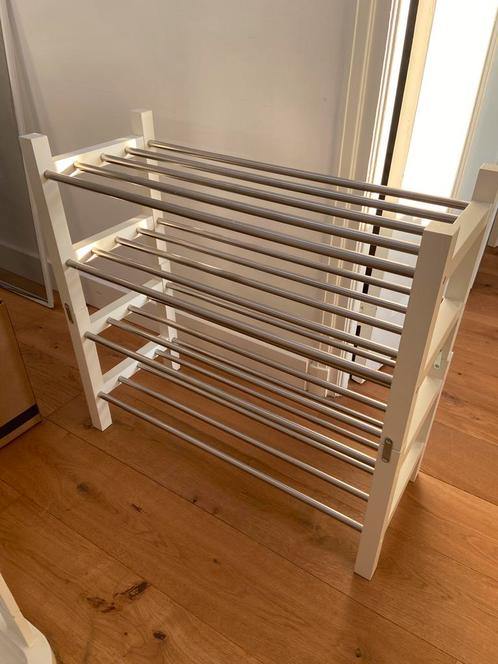 White Wooden Shoe Rack – Slim & Stackable, Huis en Inrichting, Kasten | Schoenenkasten, Zo goed als nieuw, Ophalen