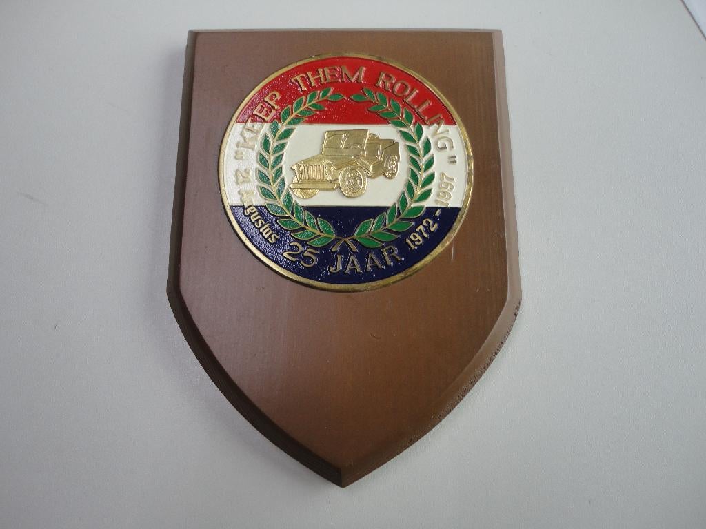 militair schildje 25 jaar Keep them rolling 1972-1997, Ophalen of Verzenden, Landmacht, Nederland, Kunstobject