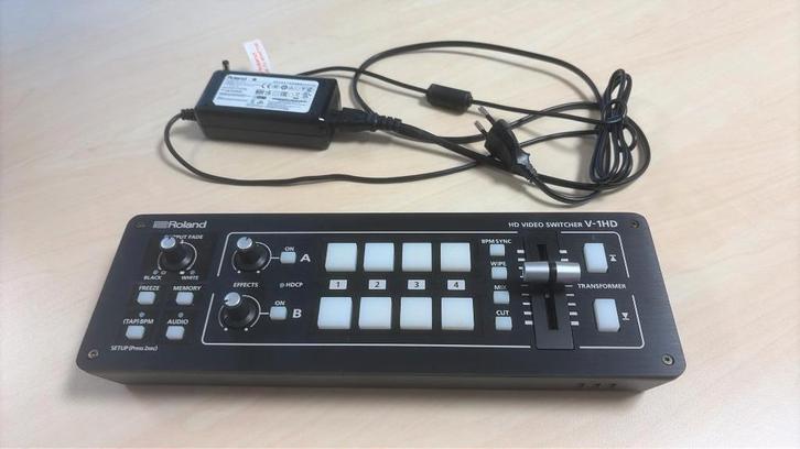 Roland V-1HD HD-video switcher, Audio, Tv en Foto, Fotografie | Fotostudio en Toebehoren, Gebruikt, Overige typen, Ophalen of Verzenden