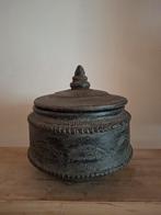 Vintage Aardewerk Voorraadpot Zwart Bewerkt, Gebruikt, Schaal, Rond, Ophalen of Verzenden
