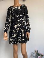Essentiel Antwerp mini jurk zwart ecru S NIEUW met zijde, Kleding | Dames, Jurken, Zwart, Nieuw, Ophalen of Verzenden, Essentiel Antwerp
