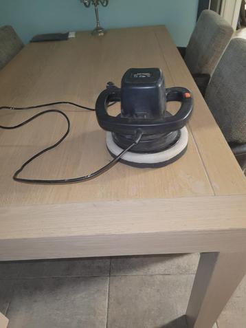 Excentrische polijstmachine beschikbaar voor biedingen