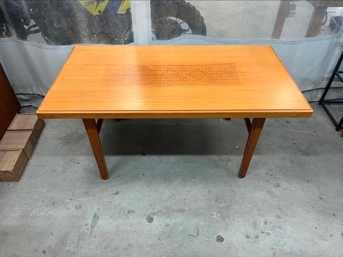Grote vintage salontafel, Huis en Inrichting, Tafels | Salontafels, Zo goed als nieuw, 50 tot 75 cm, 50 tot 100 cm, 100 tot 150 cm