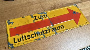 WO2, bord, Luftschutz, Luftschutzraum, 1939. beschikbaar voor biedingen