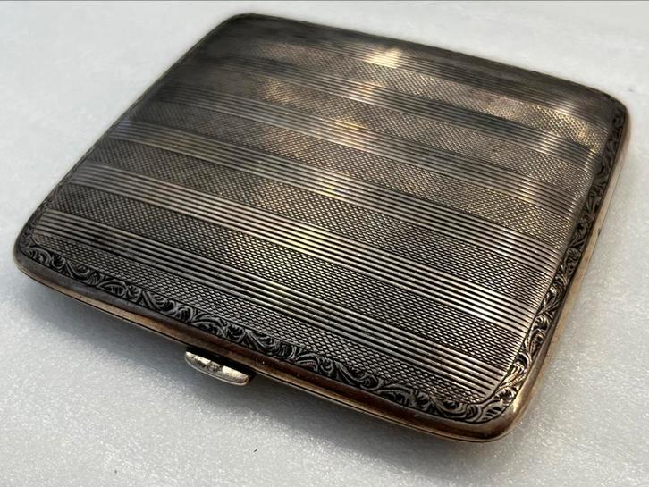 Vintage verzilverd sigarettenkoker etui doosje, Verzamelen, Rookartikelen, Aanstekers en Luciferdoosjes, Zo goed als nieuw, Tabaksdoos of Verpakking