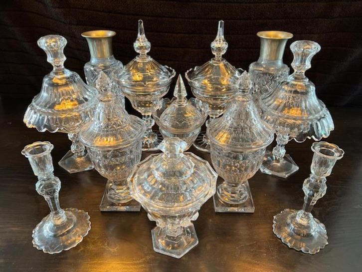 19-e eeuws kristallen set, gemberpotten, vazen en kandelaars, Antiek en Kunst, Antiek | Glas en Kristal, Ophalen of Verzenden