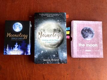 Moonology oracle cards en boek van Yasmin Boland