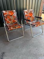 Vintage aluminium klapstoelen met bloemmotief, Gebruikt, Twee, Overige kleuren, Ophalen of Verzenden