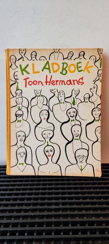 Toon Hermans Kladboek De Bezige Bij, 1953, Boeken, Humor, Gelezen, Verhalen, Ophalen of Verzenden