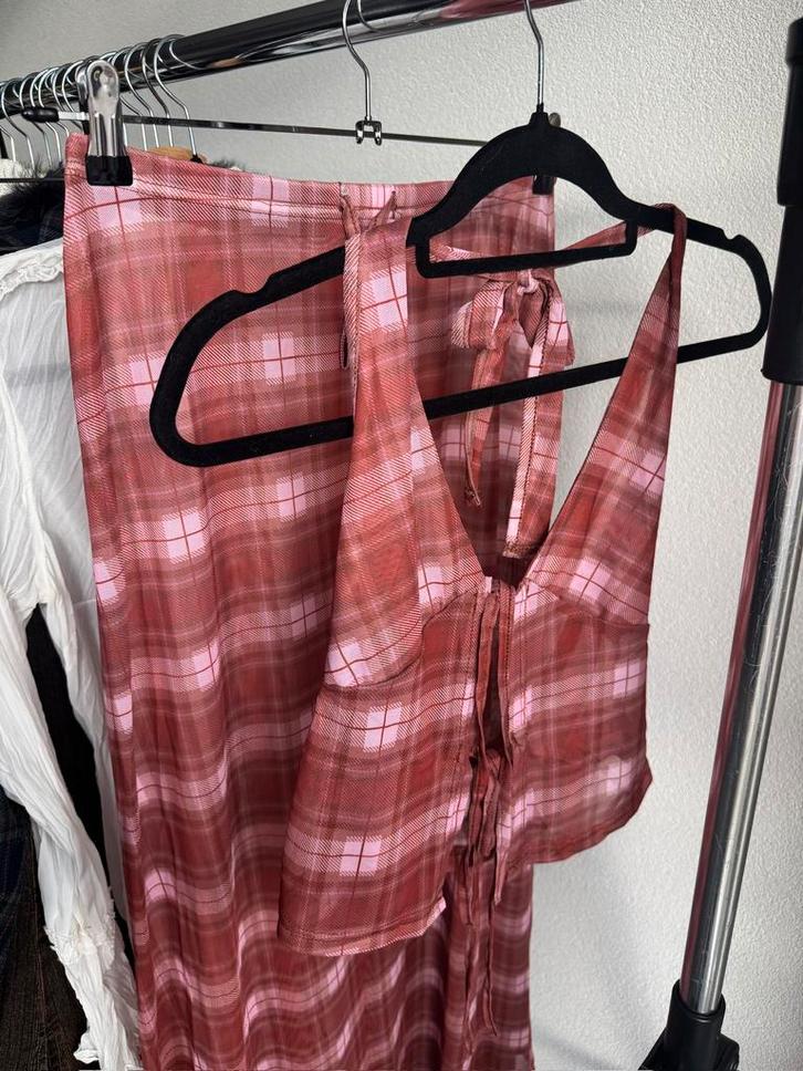 Shein mesh doorzichtige co-ord set met ruitjes print, Kleding | Dames, Rokken, Zo goed als nieuw, Maat 38/40 (M), Roze, Onder de knie