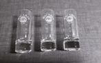 BACARDI rum glaasjes, witte logo,  3 stuks (#21), Verzamelen, Ophalen of Verzenden, Zo goed als nieuw, Borrel- of Shotglas