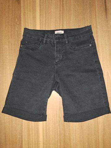 Zwarte korte broek merk Only-NIEUW beschikbaar voor biedingen